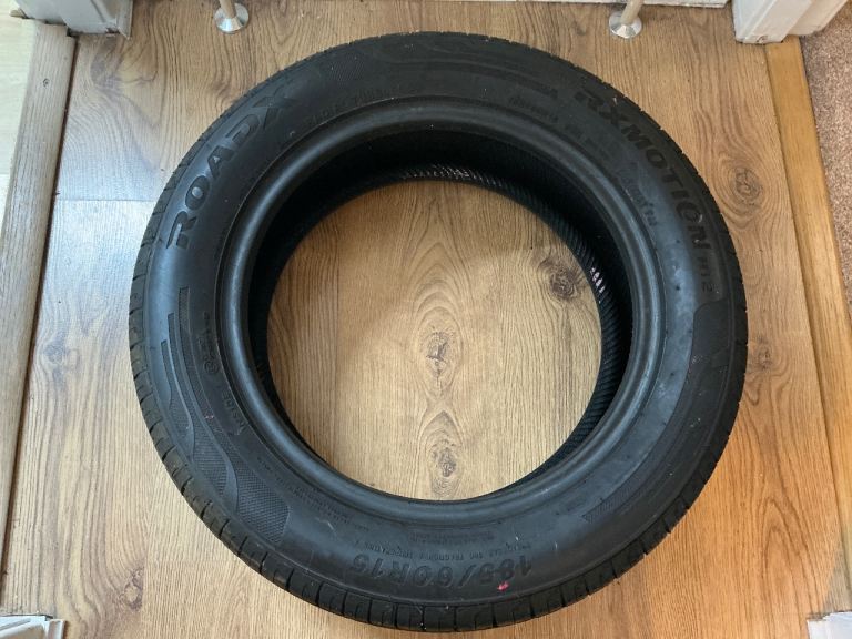 ROADX RXMOTION H12 Car tyre 185/60R15 88H Extra Load DOT 3621 