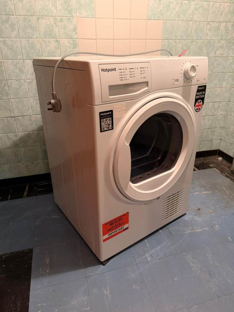 🔥 8KG Condenser Tumble Dryer – Excellent Condition – £140 🔥