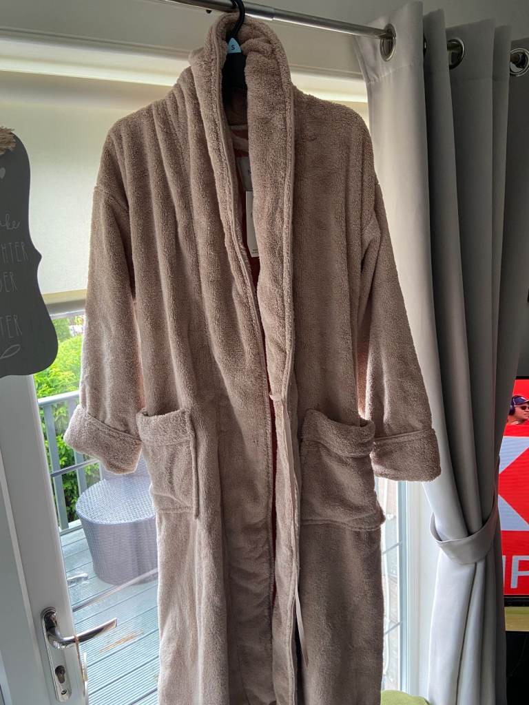  TOWELLING DRESSING GOWN MARKS & SPENCERS NEW SIZE S RRP £45 SELLING £10