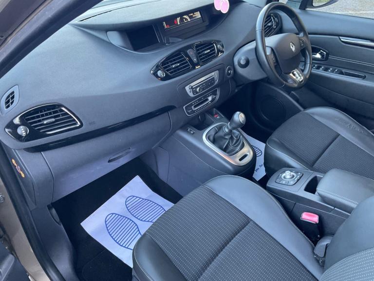 2015 Renault Scenic 1.5 dCi Dynamique TomTom Energy 5dr [Start Stop] MPV Diesel Manual