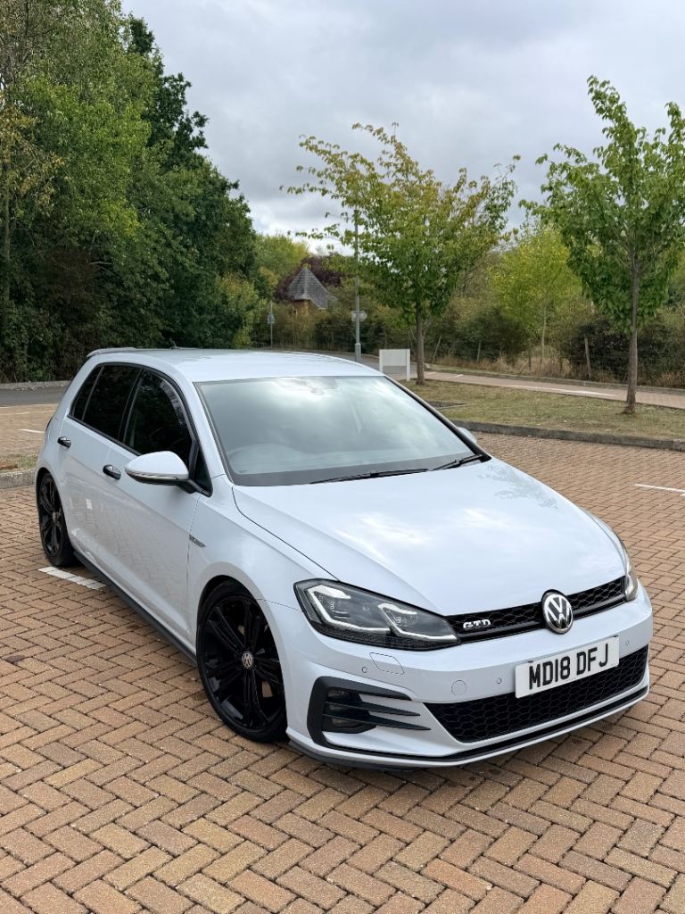 Volkswagen, GOLF, Hatchback, 2018, Manual, 1968 (cc), 5 doors