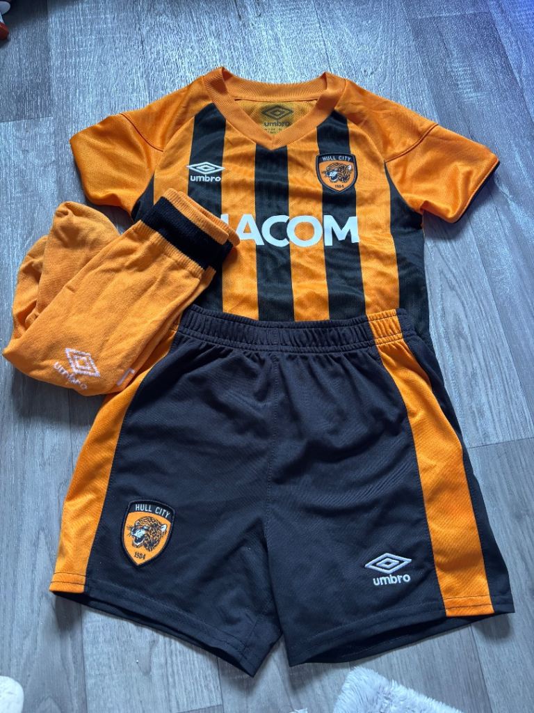 Toddler Hull city kit age 2-3 