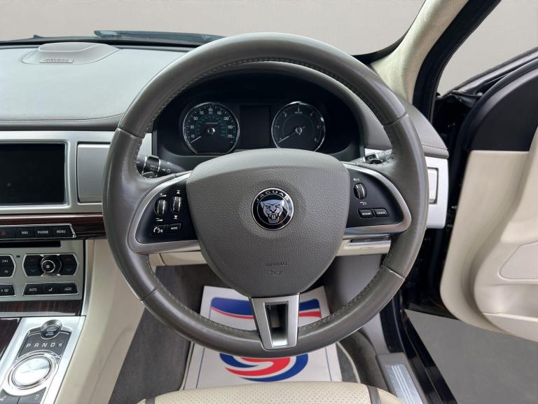 2014 Jaguar XF 2.2d Portfolio Sportbrake Auto Euro 5 (s/s) 5dr ESTATE Diesel Automatic