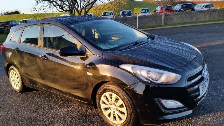 *!*DIESEL*!* 2017 HYUNDAI I30 1.6 CRDI **ESTATE** 6 SPEED GEARBOX  *MOT 6 JAN 27* JUST VALETED