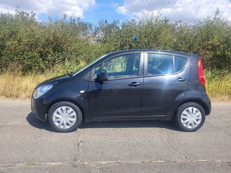AUTOMATIC Vauxhall agila 1.2s. 2011 . 2 owners