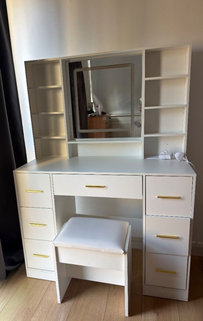 White Dressing Table with Mirror and Stool, LED Lights