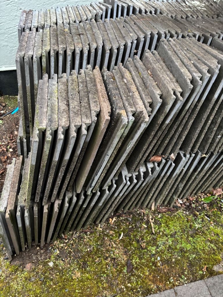 Roof tiles 