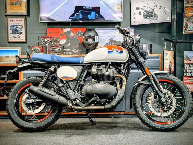 2026 ROYAL ENFIELD BEAR 650 in Boardwalk White