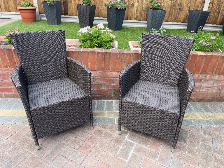 Pair of Brown Rattan Garden Chairs – Good Condition