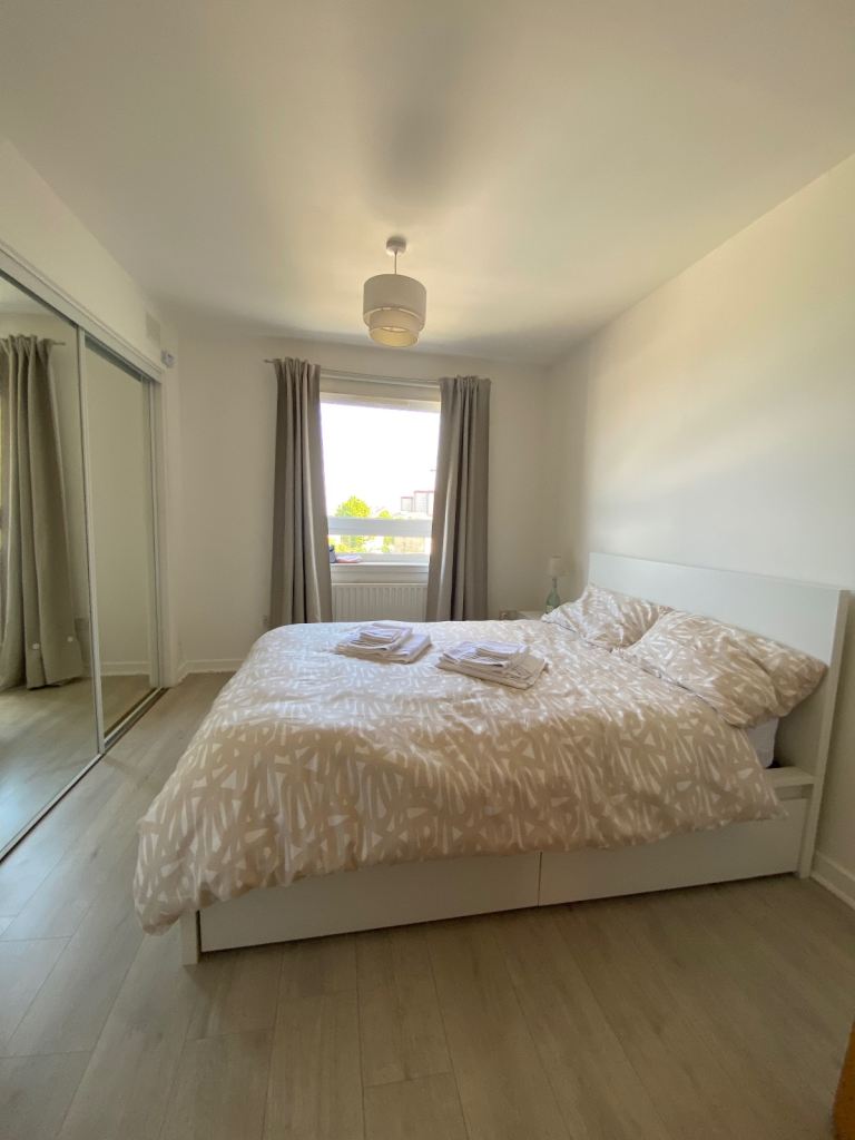 Dbl Room+Private Bathroom(Meadowbank/EasterRoad)