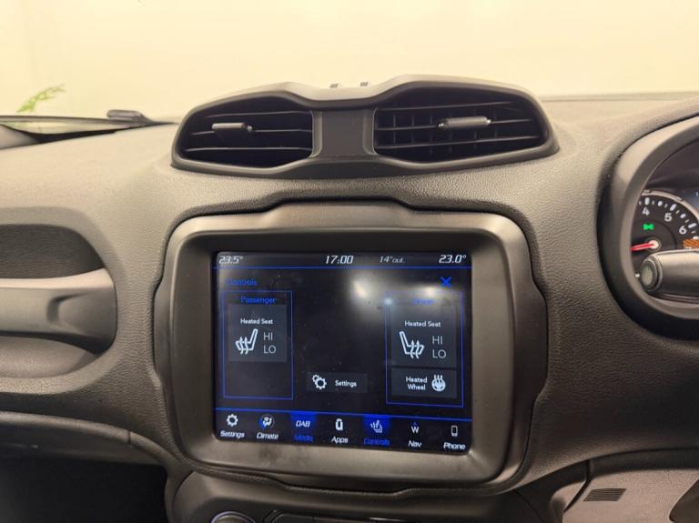 2019 Jeep Renegade 1.0 T3 GSE Limited 5dr **HUGE LUXURY SPEC**  FSH ESTATE Petrol Manual