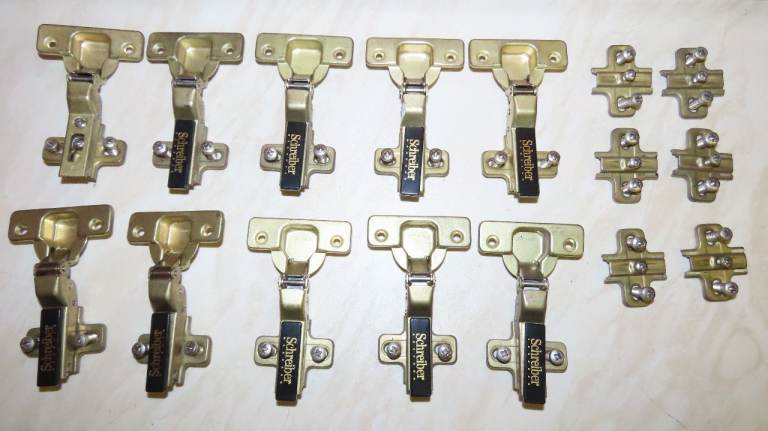 MFI Wardrobes Hinges Concealed Angled Place Holders Screws Cupbaords Easy Fix Gold Tone Finish Pairs
