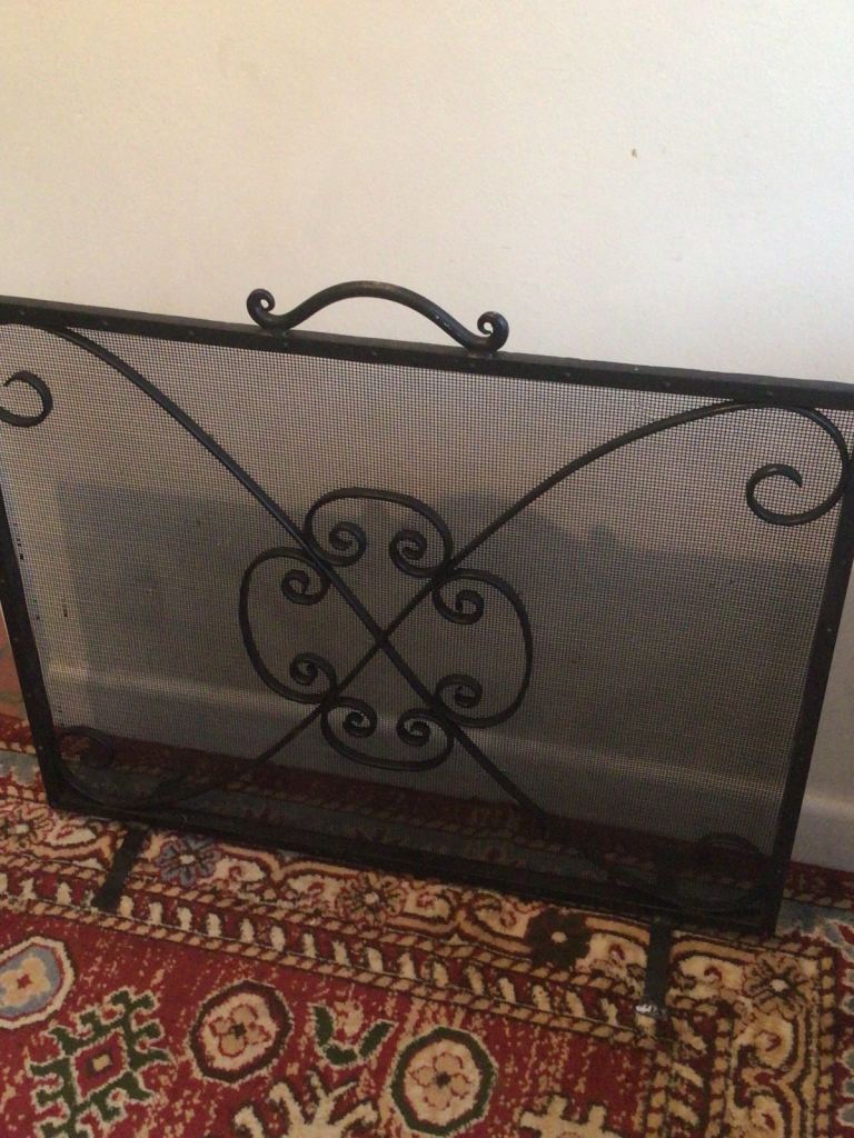 Wrought iron very heavy metal Fireguard 
