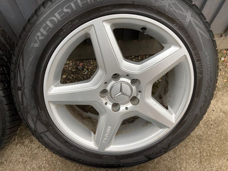 17”Alloy wheels with snow tyres 
