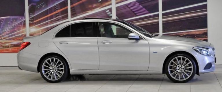 Amazing immaculate condition hybrid Mercedes c350e low mileage 