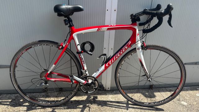 Wilier Izoard XP Carbon Road Bike – Shimano Ultegra/105