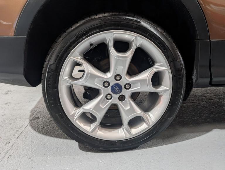 FORD KUGA 2.0 TDCi Titanium X 2013