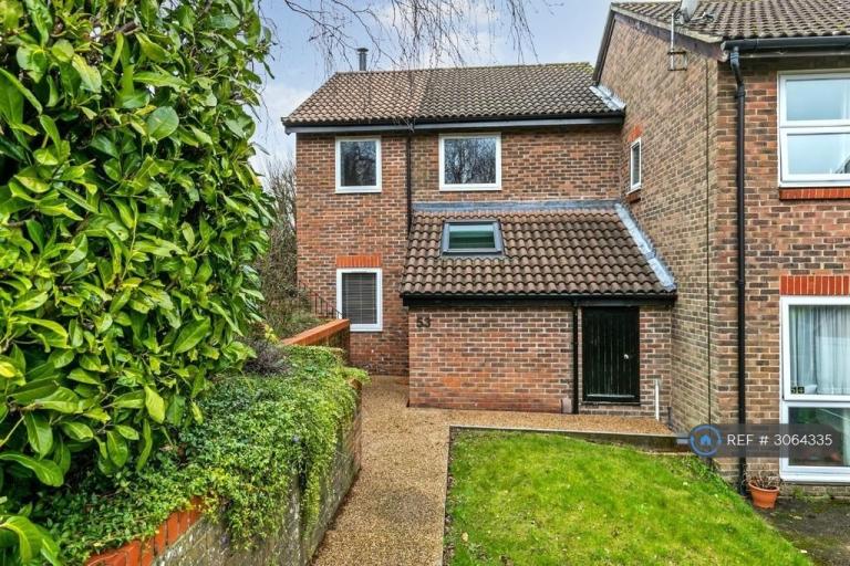 3 bedroom house in Harrow Down, Winchester, SO22 (3 bed) (#3064335)