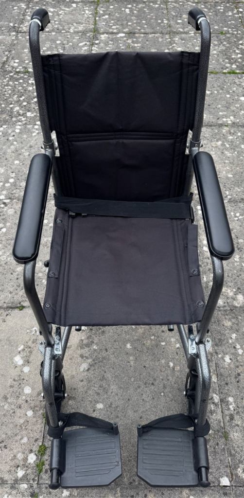 ++ Adults Wheelchair Hardly Used As New ++