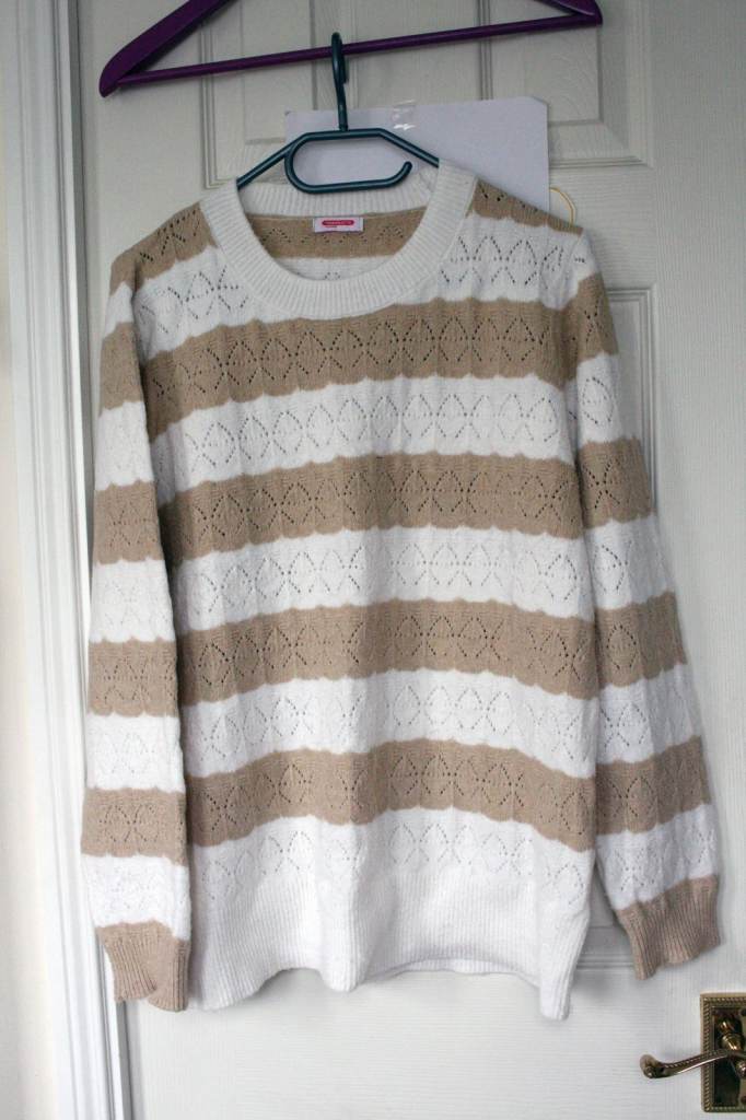 Women's Damart Thermolactyl Cream & Coffee Crew Neck size 18/20
