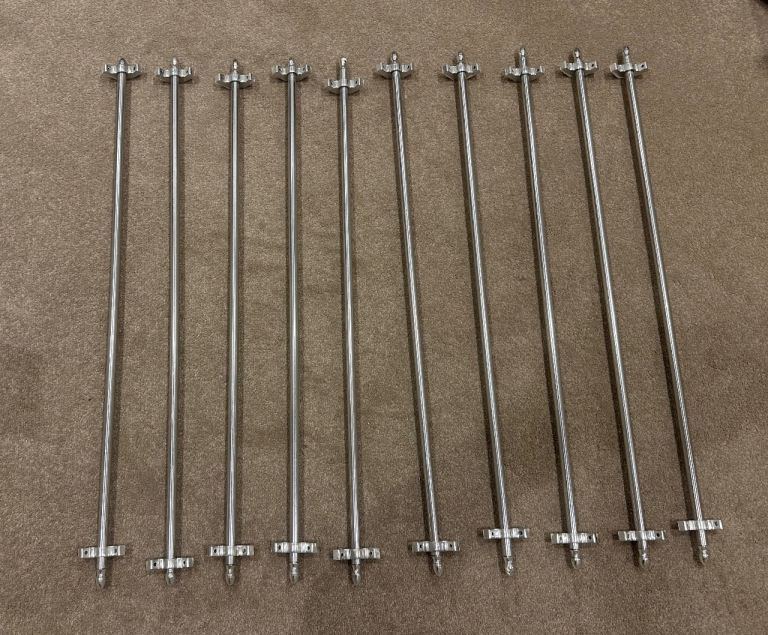 10 carpet stair rods