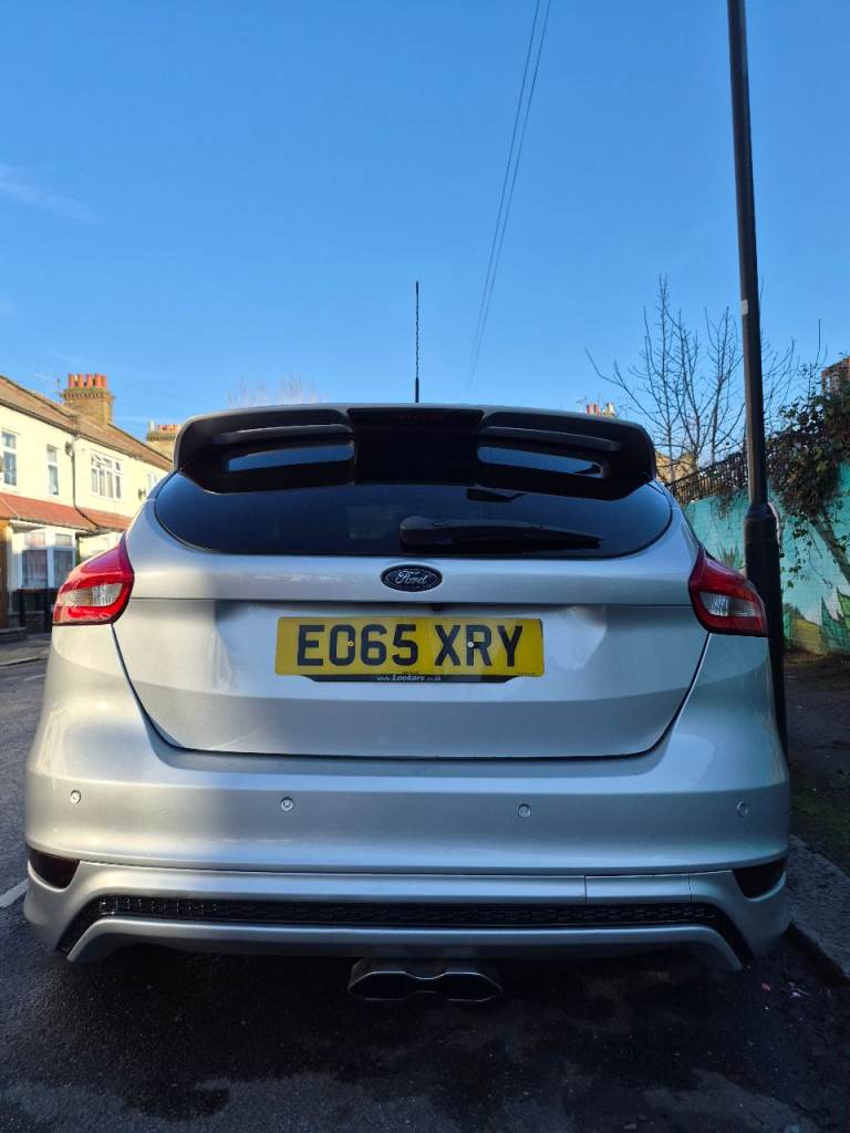 Ford, FOCUS, Hatchback, 2015, Manual, 999 (cc), 5 doors
