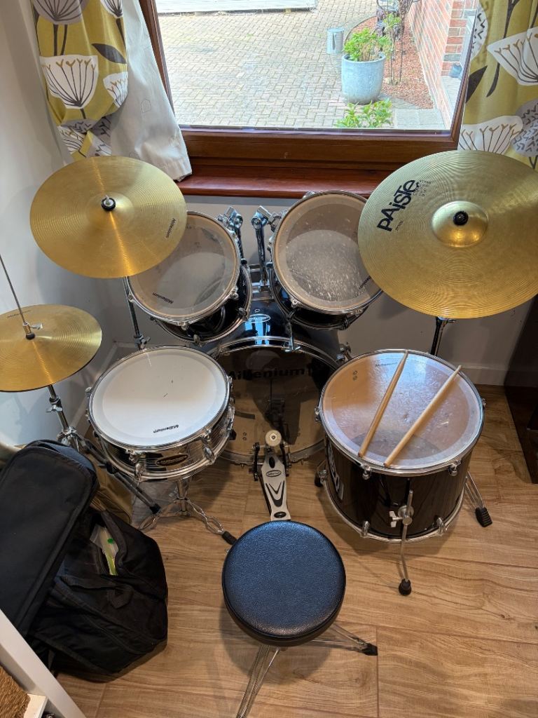 Drum kit