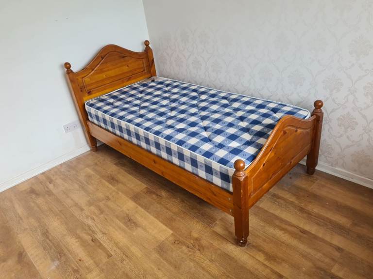 Quality single mattress free local delivery from Peterlee area 