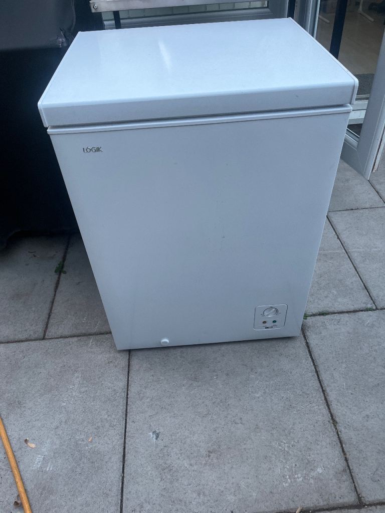 Logik Chest Freezer – White, Good Condition