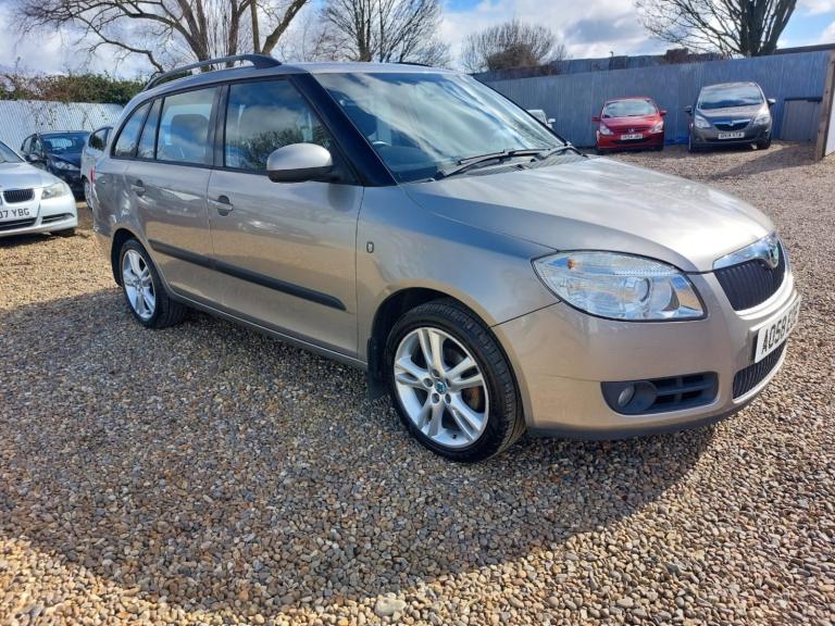 SKODA FABIA 1.4 16V 3 2008
