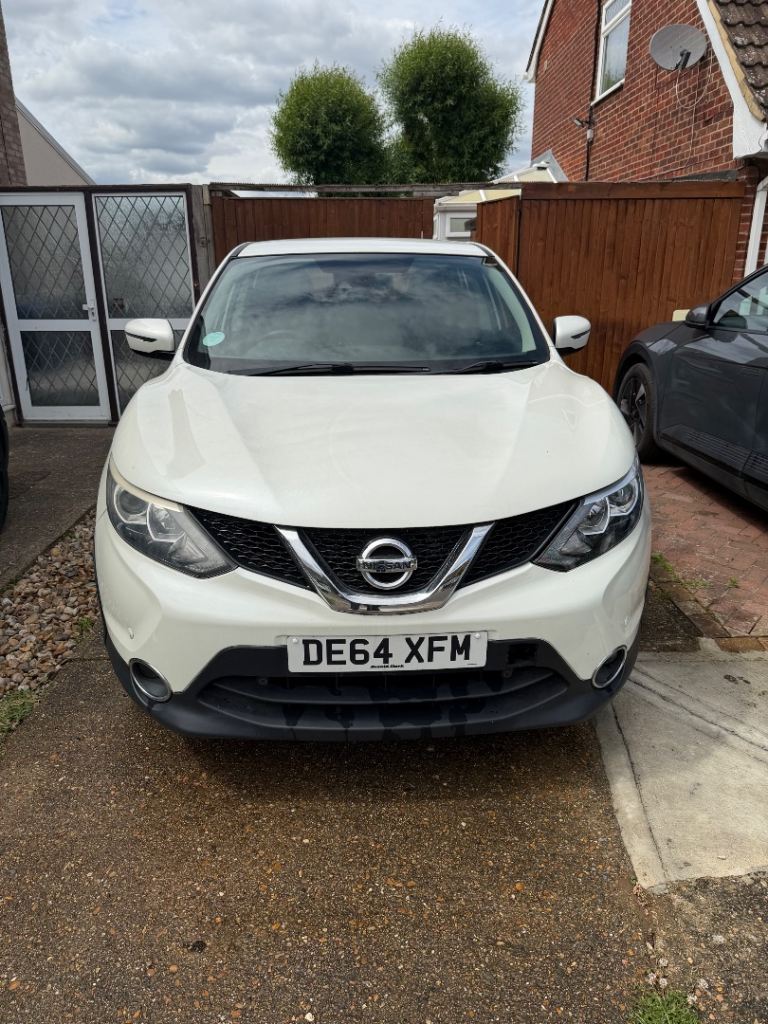 Nissan, QASHQAI, Hatchback, 2014, Manual, 1197 (cc), 5 doors