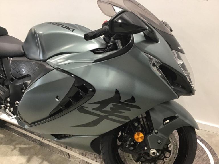 Suzuki Hayabusa 2025