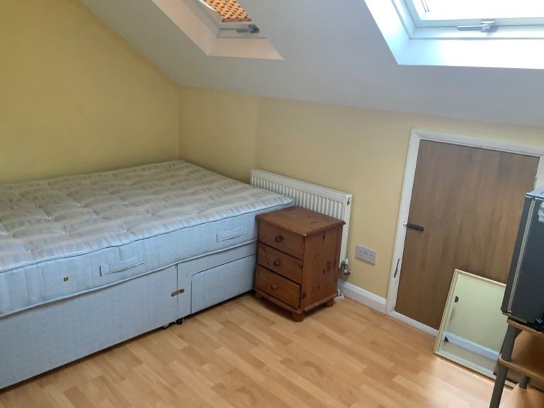 Double room for rent