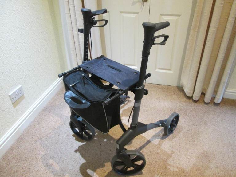 Brand New Topro Troja Rollator Walker, Seat & Removable Shopping Bag , Height Adjustable, 