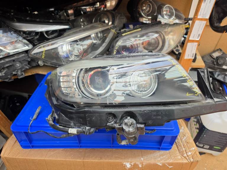 BMW 3 Series E90 E91 LCI Adaptive Xenon Headlight Driver Right Side Breaking Parts 