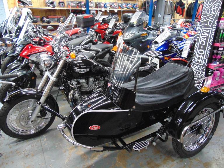 Triumph Bonneville America 790cc combination sidecar smart 3wheel outfit new MOT