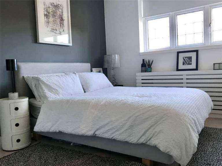 🪄🌸Live in Aldgate East: Spacious Double Room Available Now!!