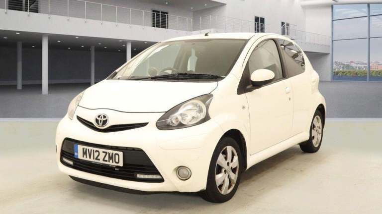 2012 Toyota AYGO 1.0 VVT-i Fire 5dr [AC] HATCHBACK PETROL Manual