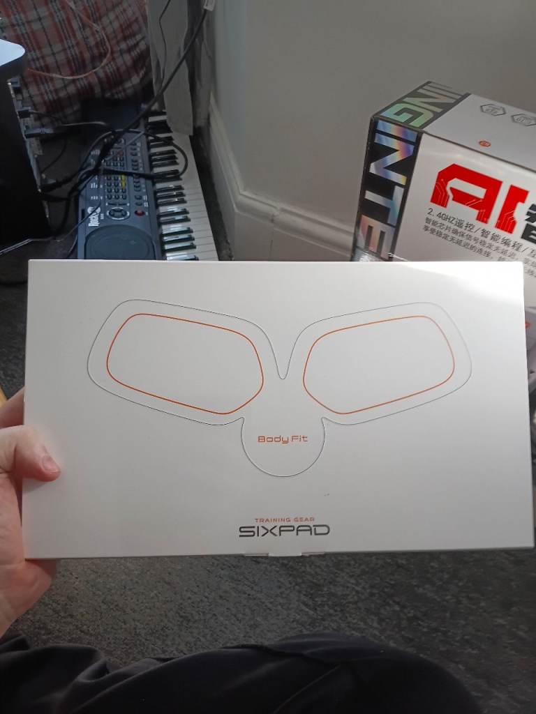 SIXPAD Body Fit EMS Device – Brand New in Box