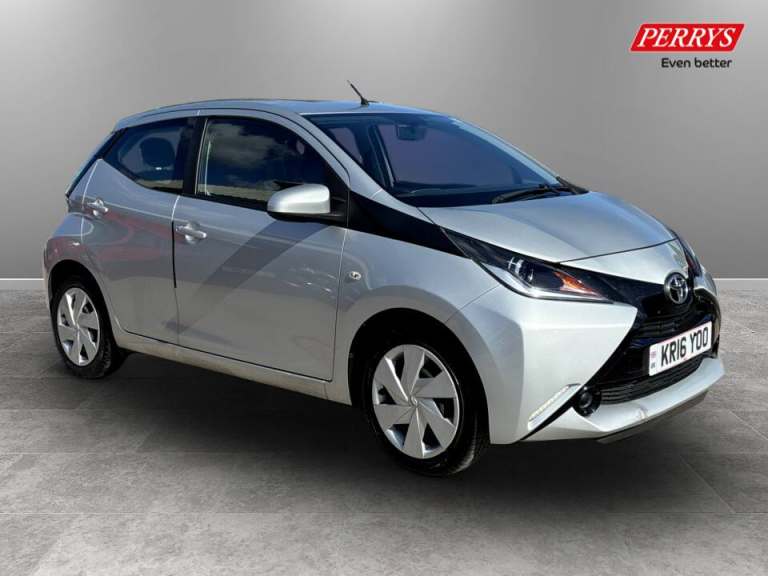 2016 Toyota AYGO 1.0 VVT-i X-Play 5dr Hatchback PETROL Manual