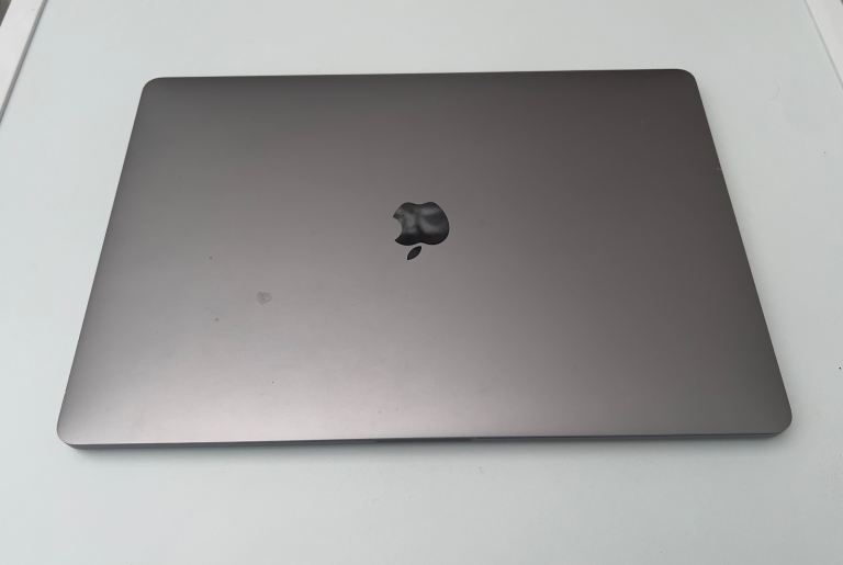 15inch MACBOOK PRO QUAD CORE 16gb i7 500GB SSD FAST APPLE LAPTOP 