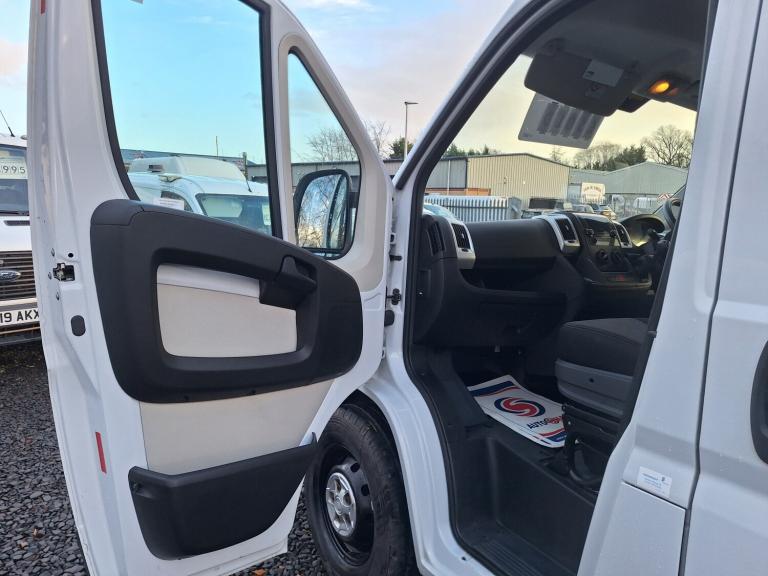 FIAT DUCATO 2.0 Ducato Van 35 Mh2 2.0 Multijet Ii 115hp MWB L2 EX BT White Manu