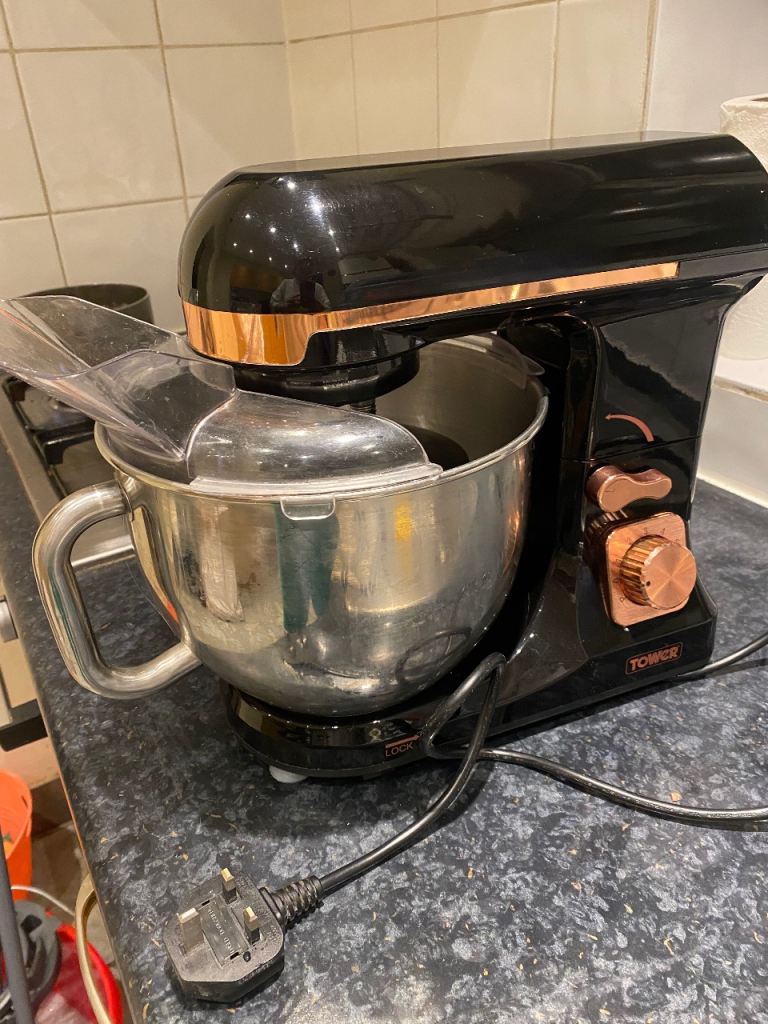 Tower Cake Mixer