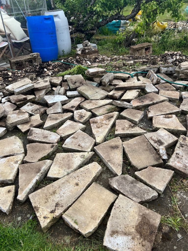 Free crazy paving slabs 