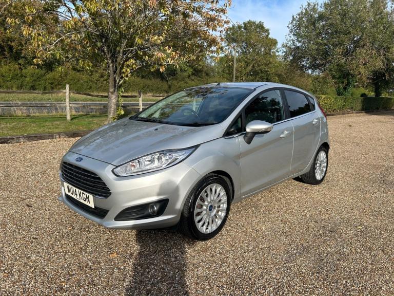 2014 Ford Fiesta 1.0T EcoBoost Titanium Euro 5 (s/s) 5dr HATCHBACK Petrol Manual