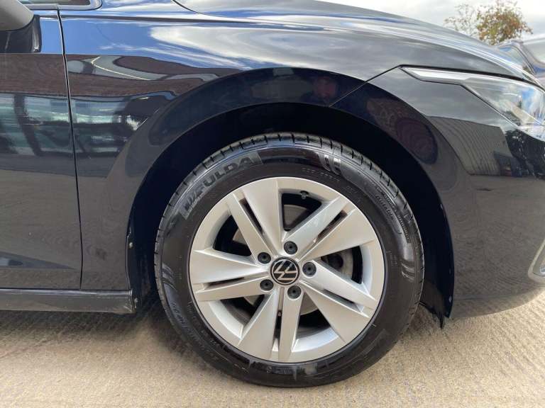 2022 Volkswagen Golf 1.5 TSI 150 Life 5dr HATCHBACK PETROL Manual
