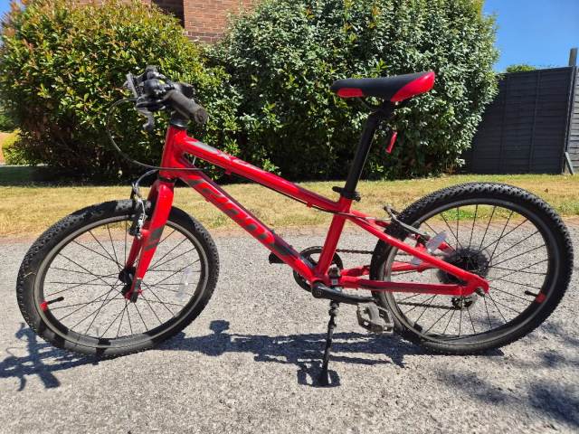 Giant ARX 20