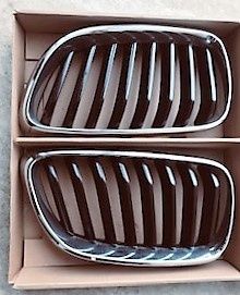 BMW Black Kidney Grill (pair) Piano Black for 2 series £25