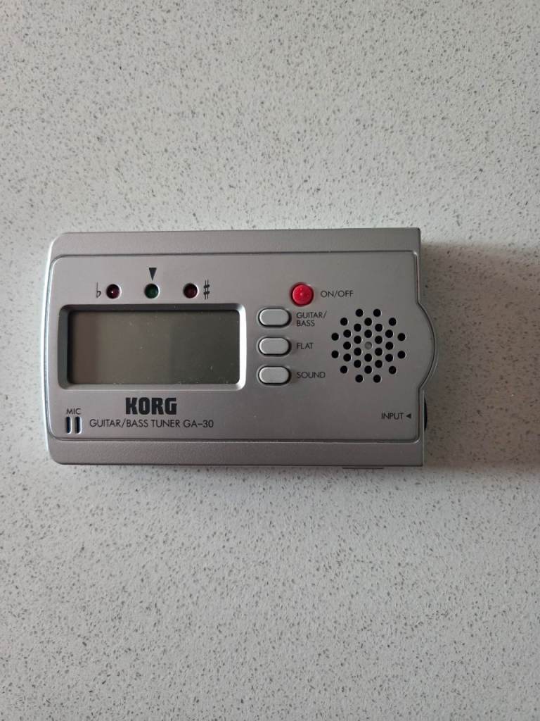Korg GA-30 In Line Guitar/Bass Tuner Silver 6.5mm. 