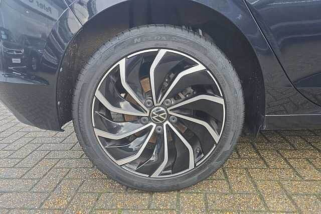 2023 Volkswagen Golf 1.5 TSI Style Edition 5dr Hatchback Petrol Manual